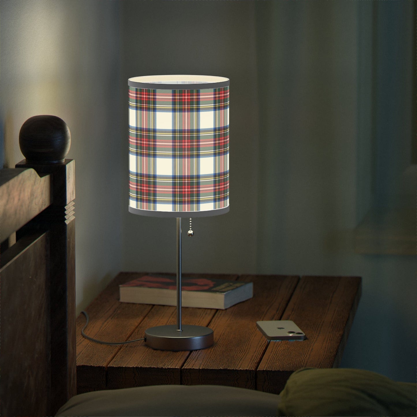 Scottish Checker Grid Table Lamp on a Stand (Type A Plug)