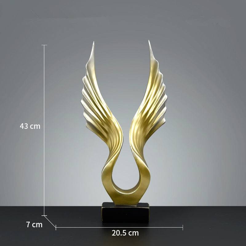 Nordic Modern Resin Eagle Sculpture: Elegant Family Ornament for Home and Office