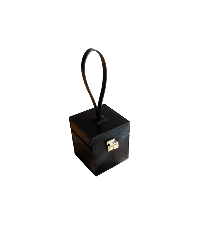 Love (ft. Marriage and Divorce) Season 2 Sa Pi-young (Park Joo-mi) Inspired Bag 001 - ONE SIZE ONLY - 14 CM x 12 CM x 11 CM / Black -