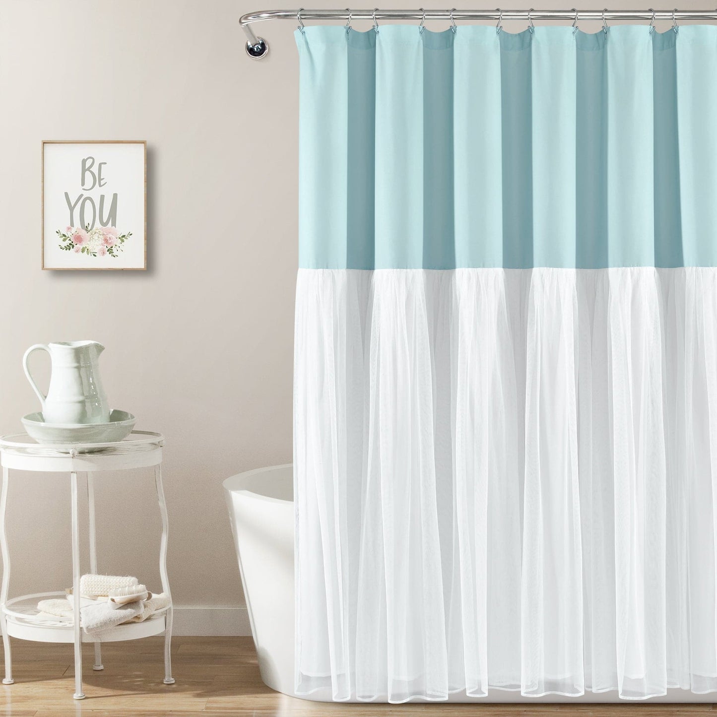 Spa Blue_White