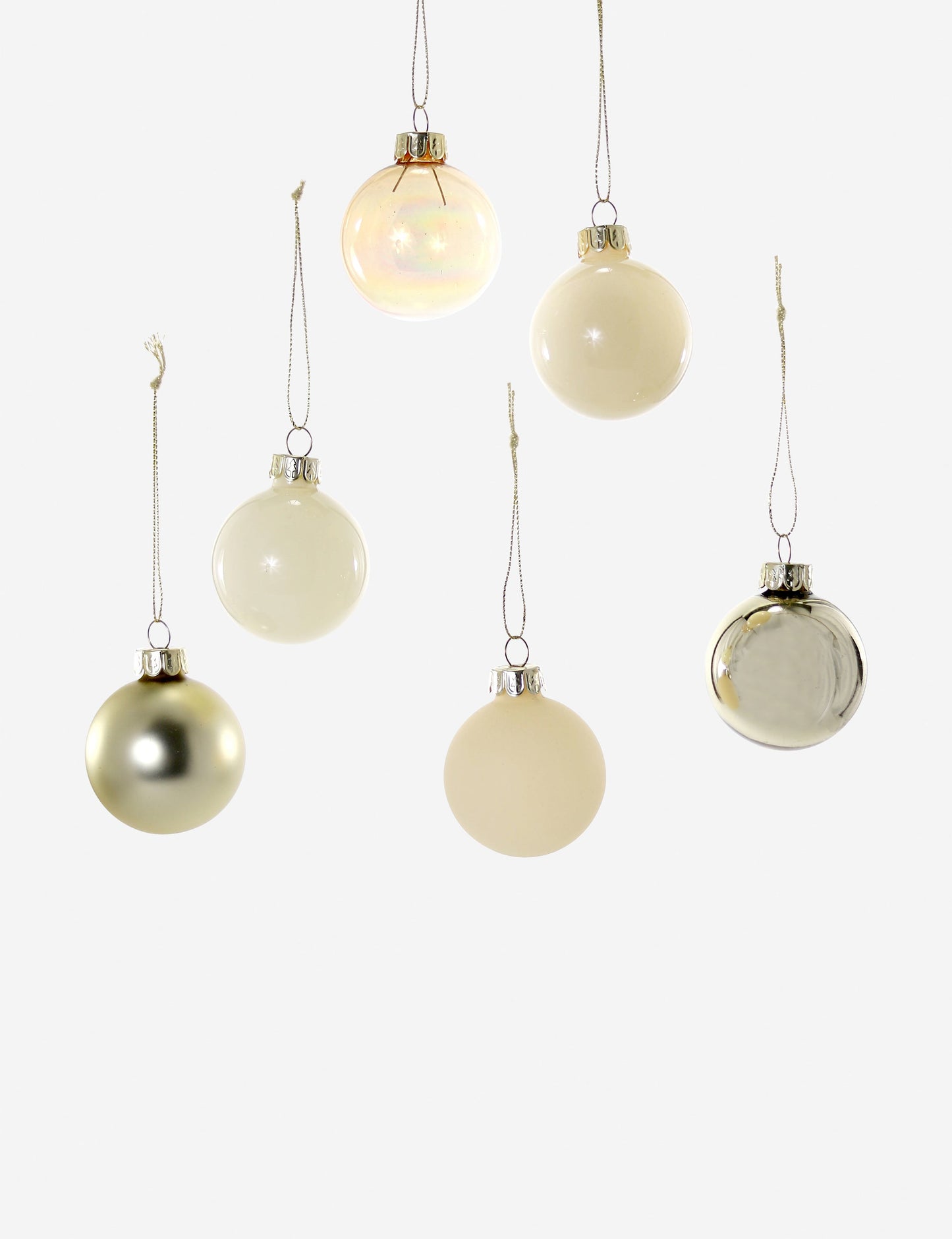 #color::ivory