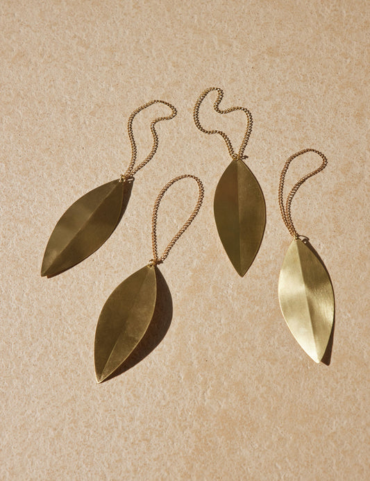 #color::brass