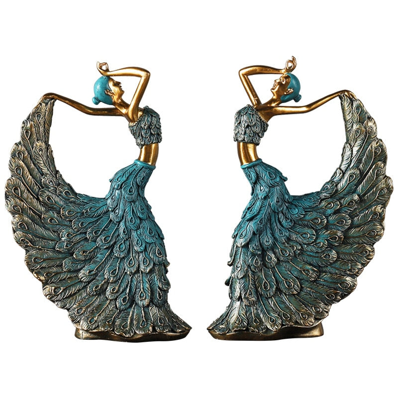 Nordic Peacock Dancer Figurines - Luxurious Resin Statue Sculpture for Home Decor