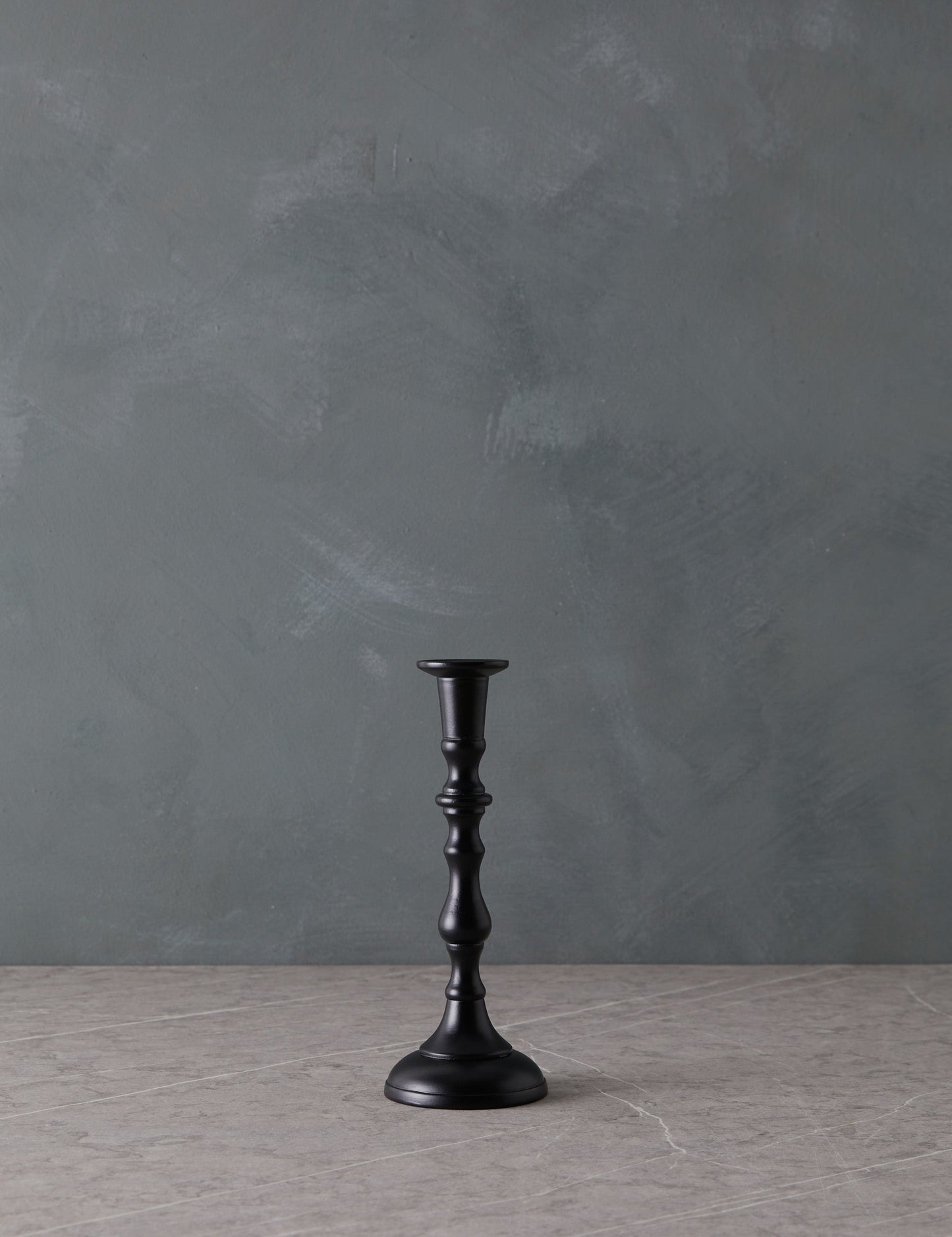 #color::black #style::no-5